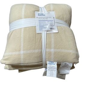 Simply Essential windowpane 3 pcs throw bundle